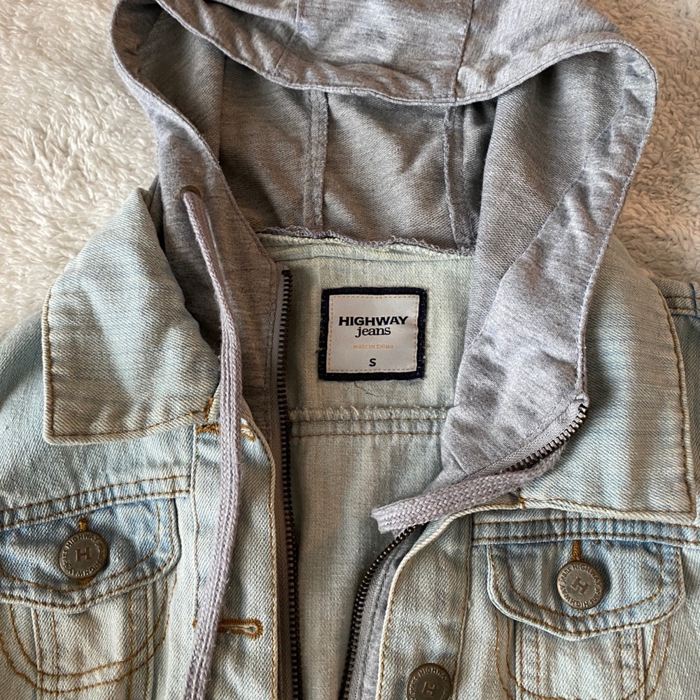 Jean jacket - Picture 5 of 5